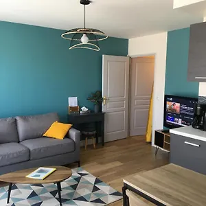 Appartement équipé Avec Piscine Proche Stade Ol Et Eurexpo, Meyzieu
